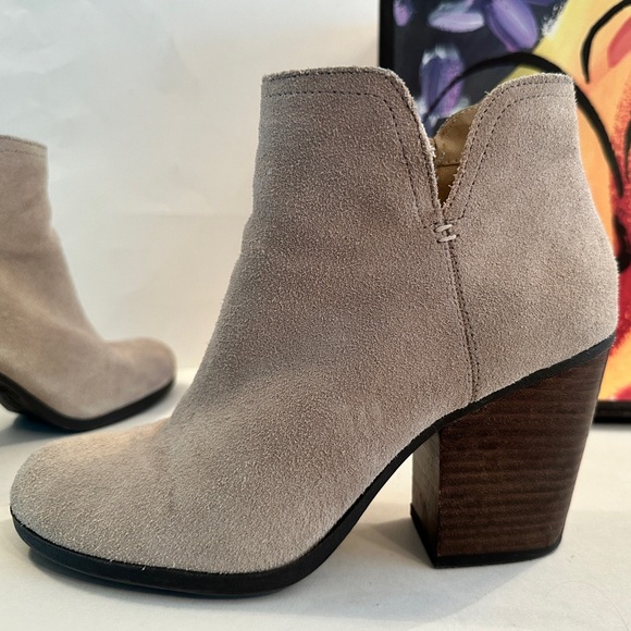 Suede booties - Picture 10 of 15
